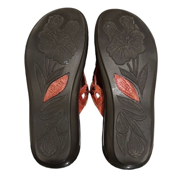 Born Sandals leather beading slip on brown hand Mexico 7 38 - Picture 4 of 4